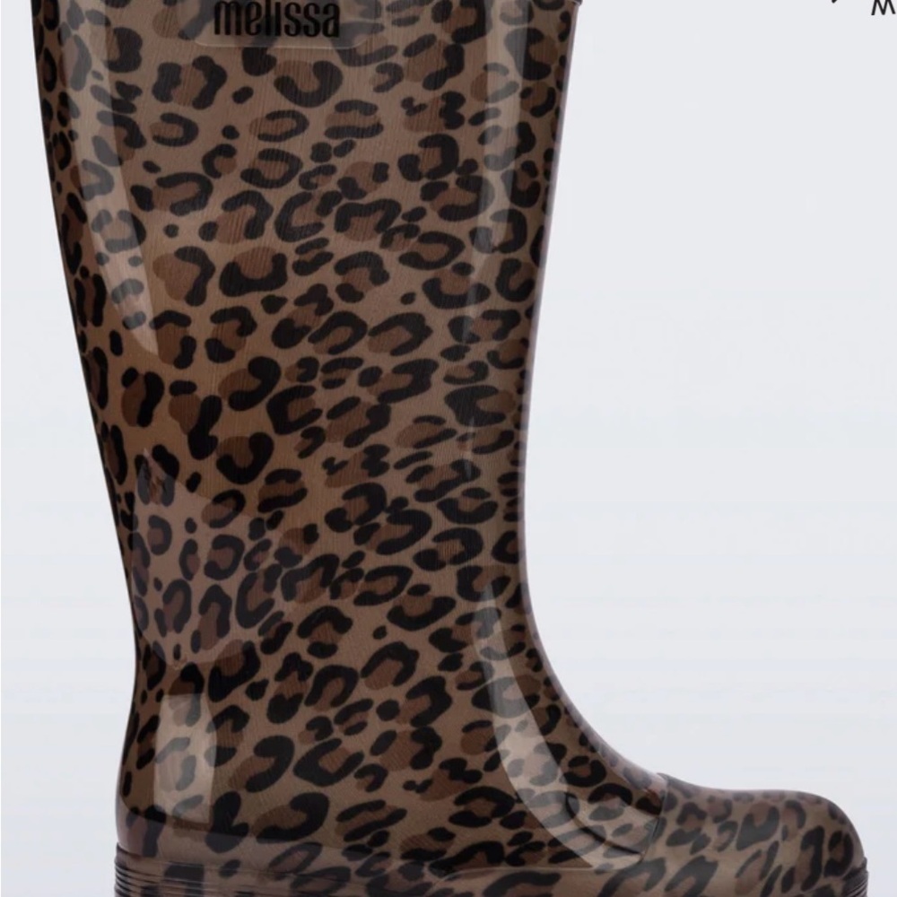 VGUC Translucent Cheetah Glitter Rain Boots